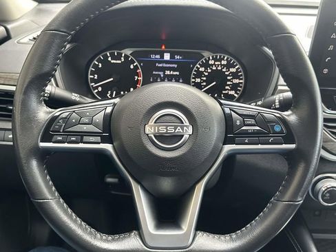 Used 2023 Nissan Altima 2.5 SV w/ SV Premium Package image 23