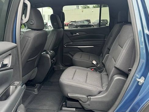 Certified 2025 Chevrolet Traverse LT AWD/4WD image 10