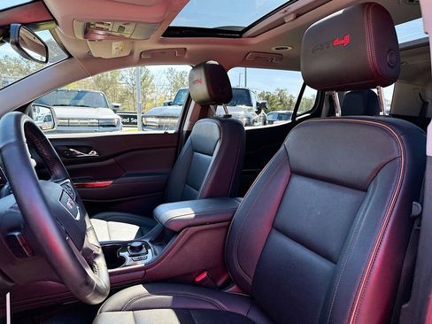 Used 2023 GMC Acadia AT4 w/ Technology Package image 8