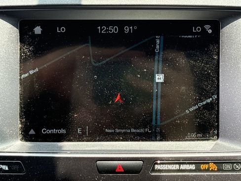 Used 2018 Ford Explorer XLT w/ Equipment Group 202A AWD/4WD image 24