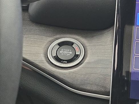 Used 2022 Jeep Grand Cherokee L Limited image 36