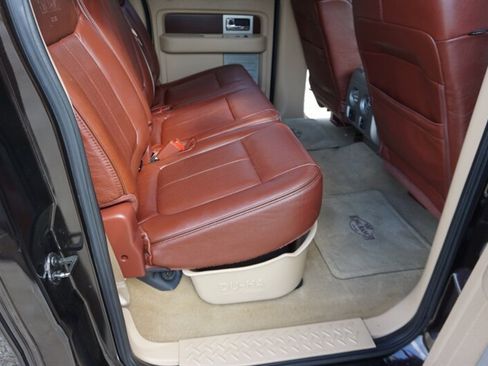 Used 2014 Ford F150 King Ranch w/ King Ranch Luxury Package AWD/4WD image 32