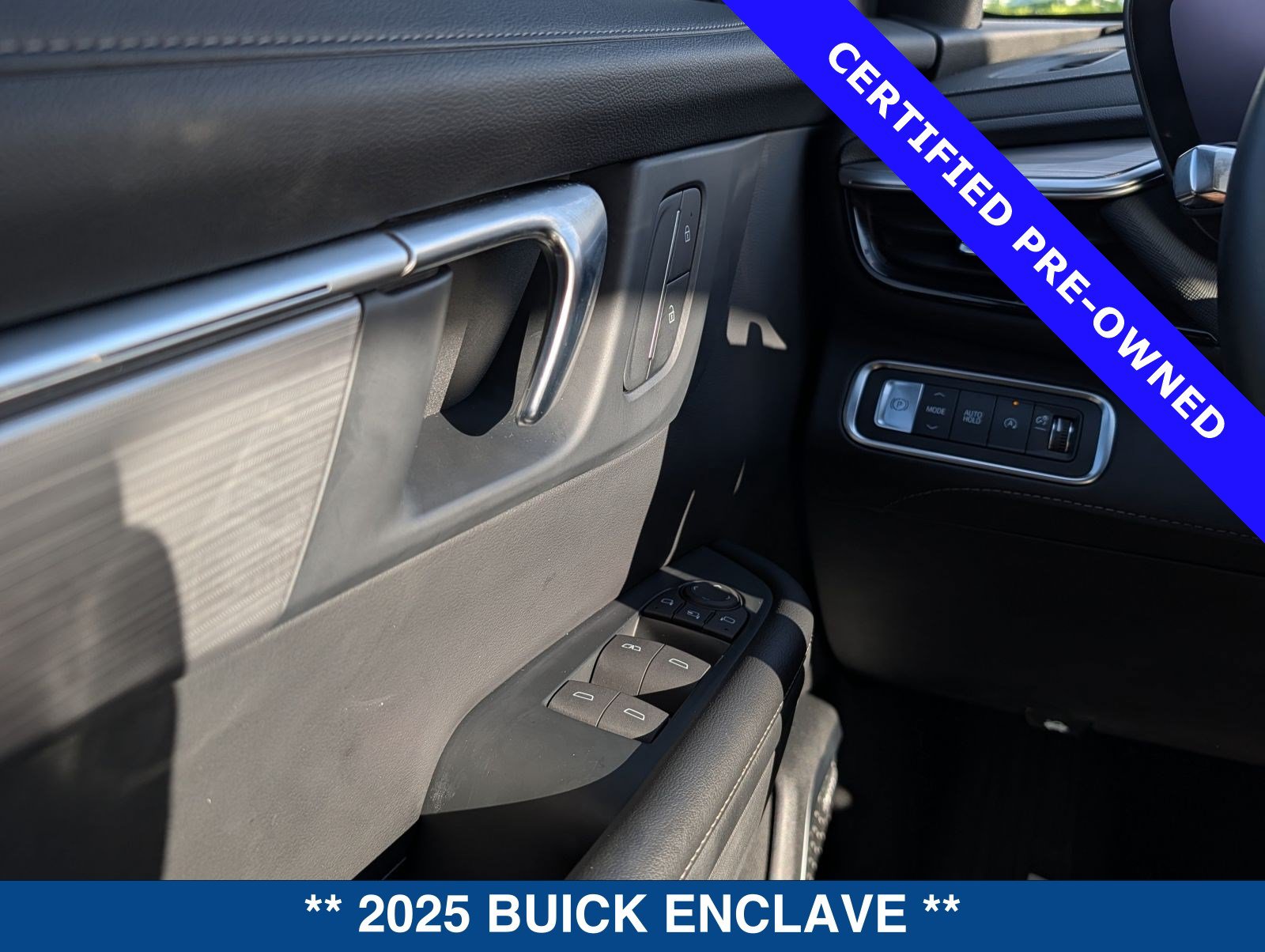 Used 2025 Buick Enclave Preferred FWD image 26