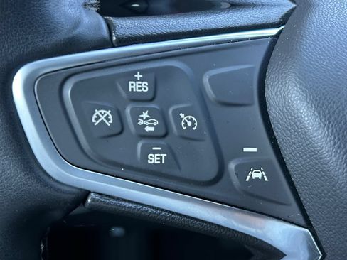 Used 2023 Chevrolet Equinox LT FWD image 38