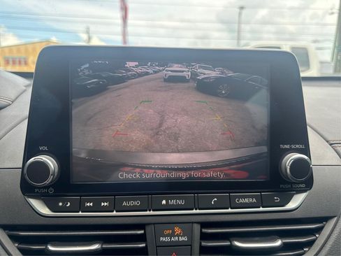 Used 2020 Nissan Altima 2.5 SR FWD image 19