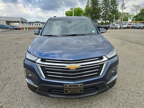 Used 2023 Chevrolet Traverse LT AWD/4WD image 8