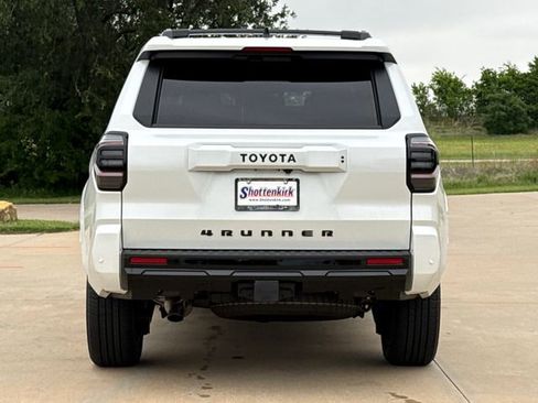 New 2026 Toyota 4Runner TRD Sport Premium AWD/4WD image 8