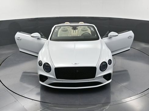 Used 2024 Bentley Continental GT AWD/4WD image 39