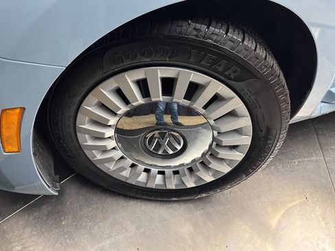 Used 2014 Volkswagen Beetle 1.8T image 31