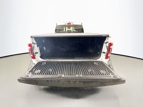 Used 2019 RAM 1500 Laramie image 24