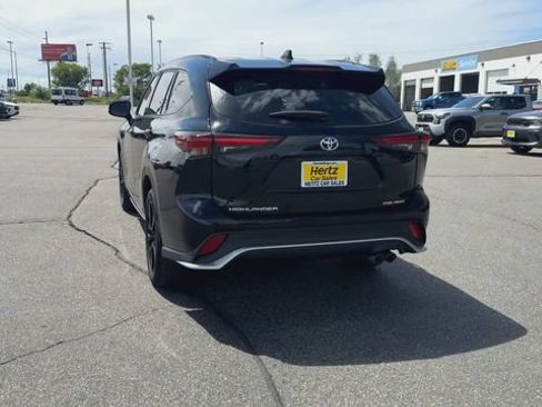 Used 2025 Toyota Highlander XSE AWD/4WD image 7