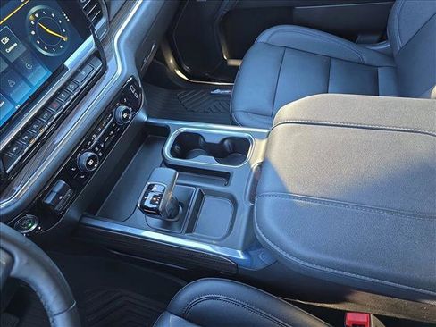 Used 2023 Chevrolet Silverado 1500 LT Trail Boss w/ Convenience Package II image 23