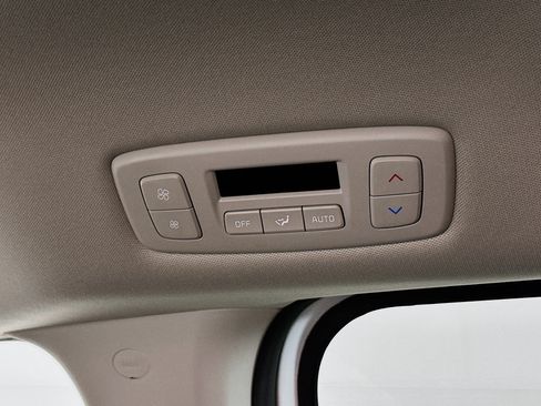 Used 2026 Kia Carnival FWD image 25