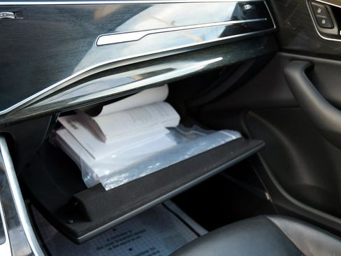 Used 2021 Audi Q7 3.0T Premium Plus image 27