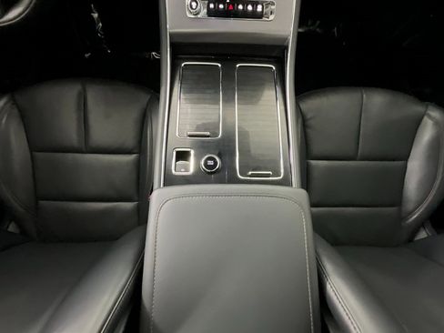 Used 2025 Lincoln Aviator Premiere image 14