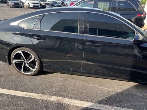 Used 2020 Honda Accord Sport image 9