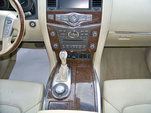 Used 2015 INFINITI QX80 4WD w/ 22" Wheel Package image 22