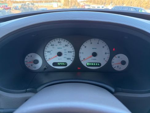 Used 2003 Dodge Grand Caravan Sport image 89
