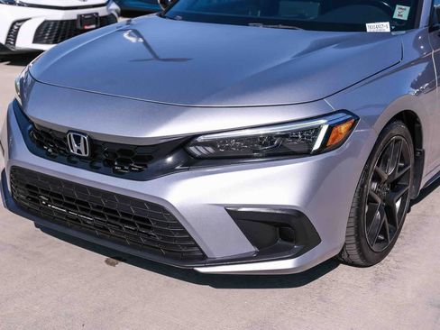 Used 2022 Honda Civic Sport image 11
