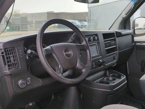 Used 2012 GMC Savana 2500 Extended image 10