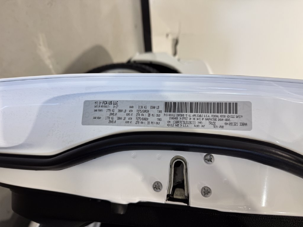 Used 2018 RAM 1500 Express w/ Express Value Package AWD/4WD image 40