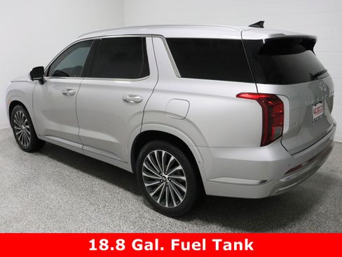 Used 2025 Hyundai Palisade Calligraphy image 9