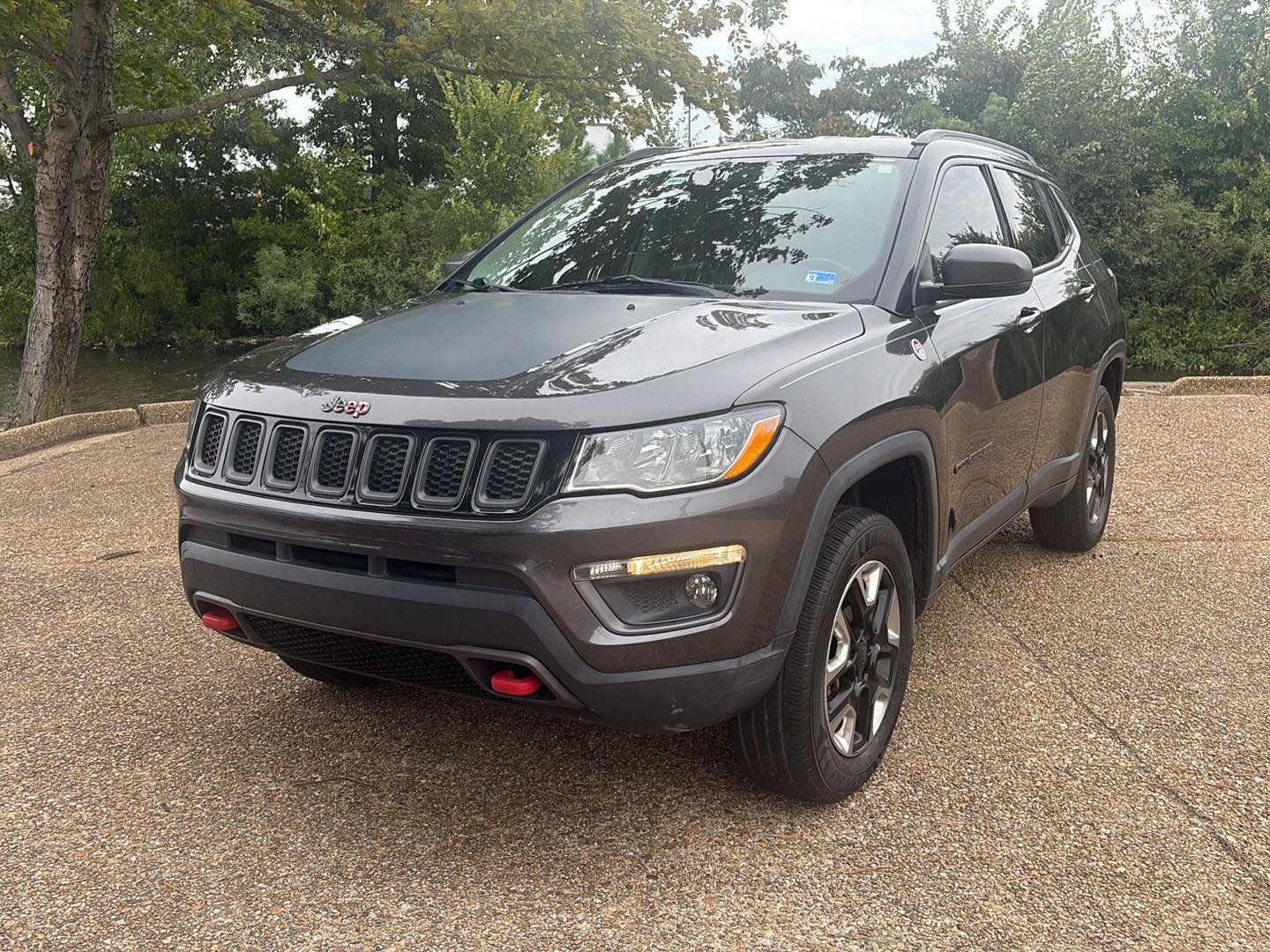 Used 2017 Jeep Compass Trailhawk w/ Popular Equipment Group AWD/4WD image 11