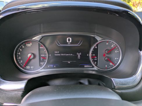 Used 2023 Chevrolet Traverse High Country image 28