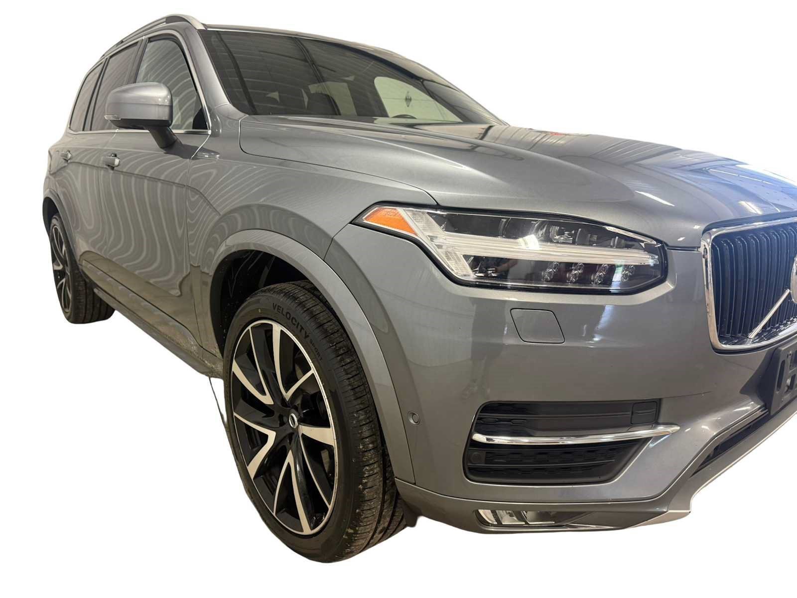 Used 2018 Volvo XC90 T6 Momentum w/ Convenience Package AWD/4WD image 10
