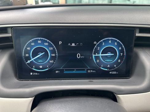 Used 2023 Hyundai Tucson Limited FWD image 20