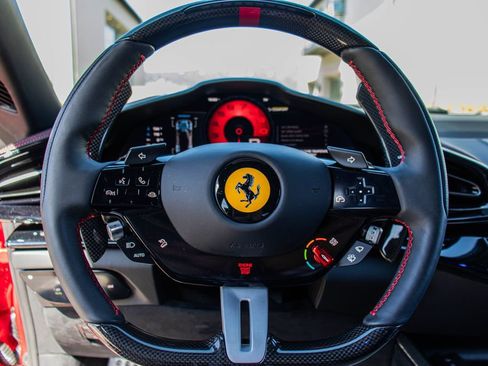 Used 2024 Ferrari Purosangue AWD/4WD image 4