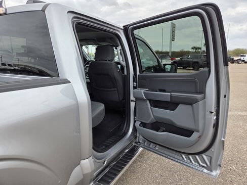 Used 2025 Ford F150 XLT w/ Equipment Group 301A Standard image 16