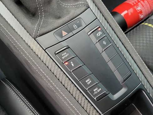Certified 2024 Porsche 718 Cayman GT4 RS RWD image 31