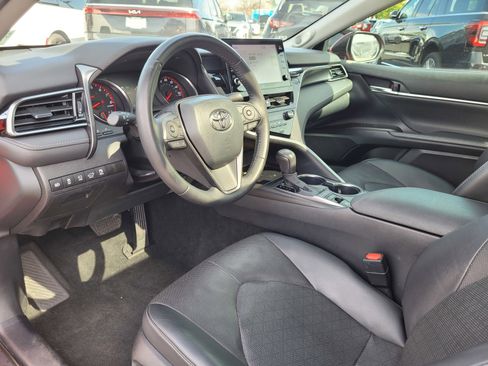 Used 2023 Toyota Camry XSE w/ Navigation Package image 9