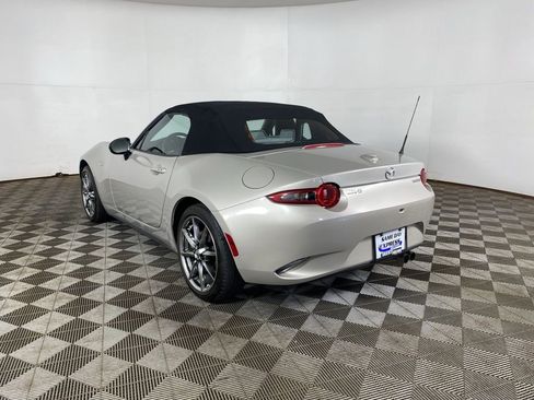 Used 2023 MAZDA MX-5 Miata Grand Touring RWD image 6
