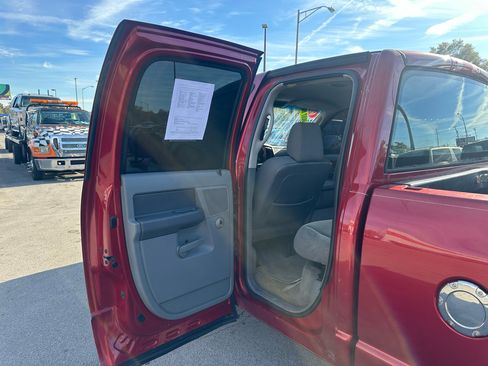 Used 2006 Dodge Ram 1500 Truck SLT image 13