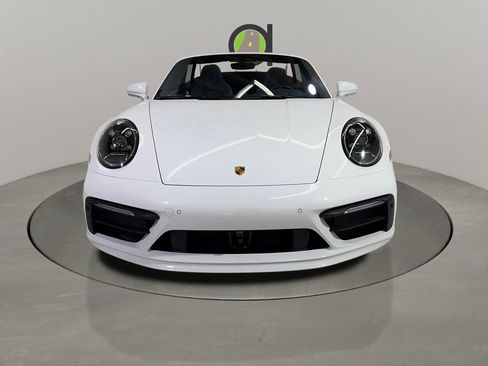 Used 2023 Porsche 911 Carrera S image 2