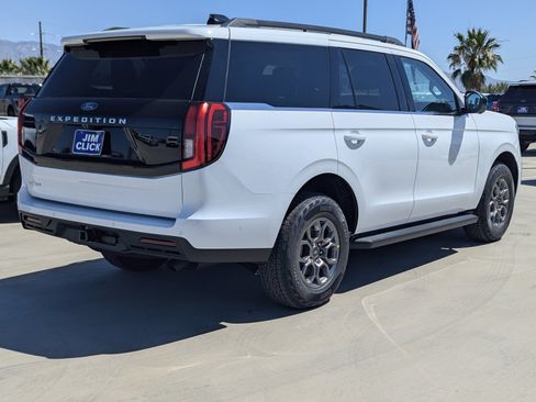 New 2026 Ford Expedition Active AWD/4WD image 2
