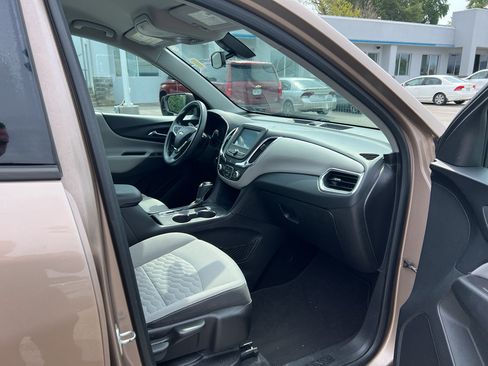 Used 2018 Chevrolet Equinox LS AWD/4WD image 12