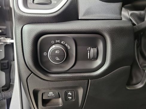 Used 2023 RAM 1500 Big Horn AWD/4WD image 13