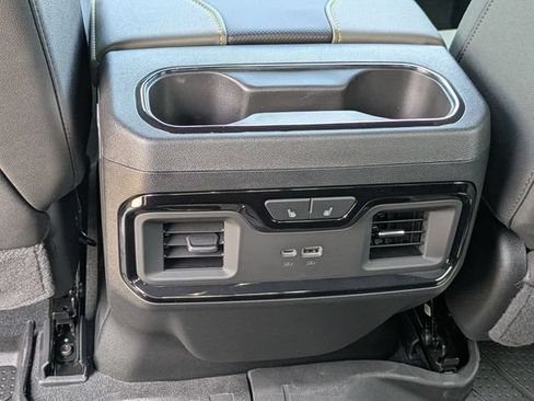 New 2026 Chevrolet Silverado 2500 ZR2 AWD/4WD image 30