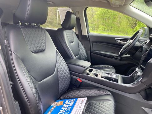 Used 2024 Ford Edge Titanium AWD/4WD image 11