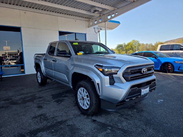 Used 2026 Toyota Tacoma SR RWD image 3