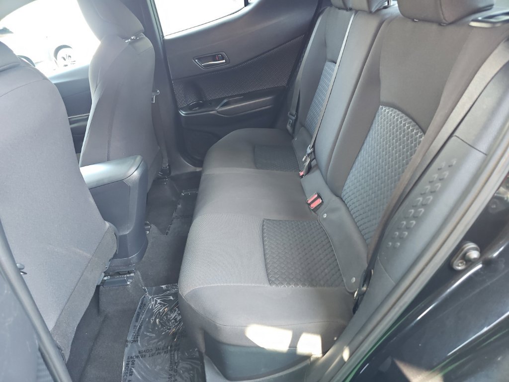 Used 2021 Toyota C-HR LE FWD image 39