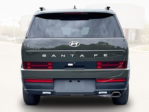 Used 2025 Hyundai Santa Fe SEL FWD image 5