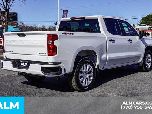 Used 2024 Chevrolet Silverado 1500 Custom image 7