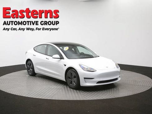 Used 2023 Tesla Model 3 Standard Range RWD image 45