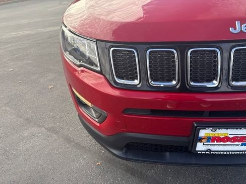 Used 2018 Jeep Compass Latitude w/ Popular Equipment Group image 38