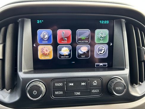 Used 2018 Chevrolet Colorado Z71 image 12