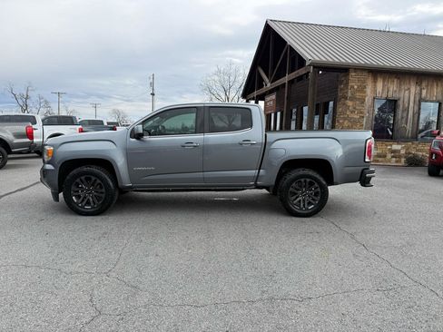 Used 2020 GMC Canyon SLE w/ Driver Alert Package image 3